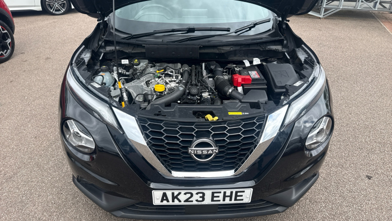 Nissan Juke 1.0 DiG-T 114 Tekna 5dr Petrol Hatchback